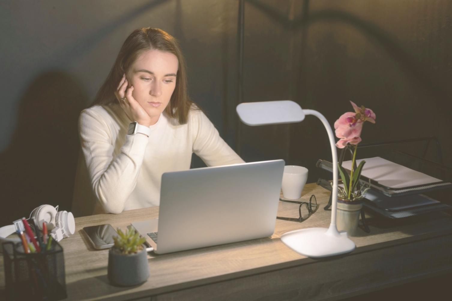 Código de programación y análisis de datos financieros